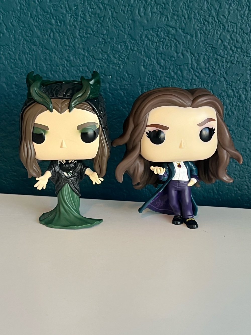 Funko Pop! Marvel: Agatha Harkness 1471 & Death 1472